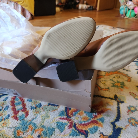 Brown Womens Boots - Picture 6 of 11